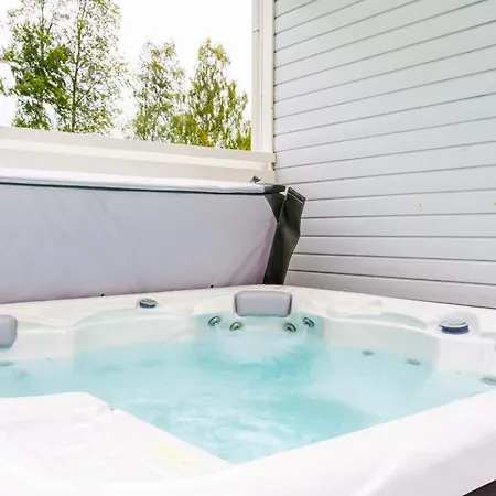 Polar River Villa Rovaniemi